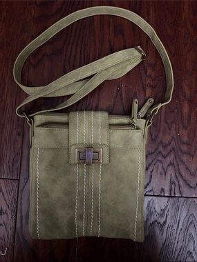 Liz Soto crossbody handbag,( purse)5 zippers,green vegan leather
